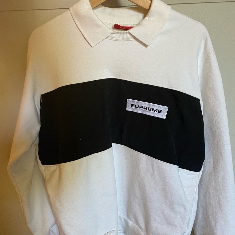 Authentic. Supreme men’s sweatshirt